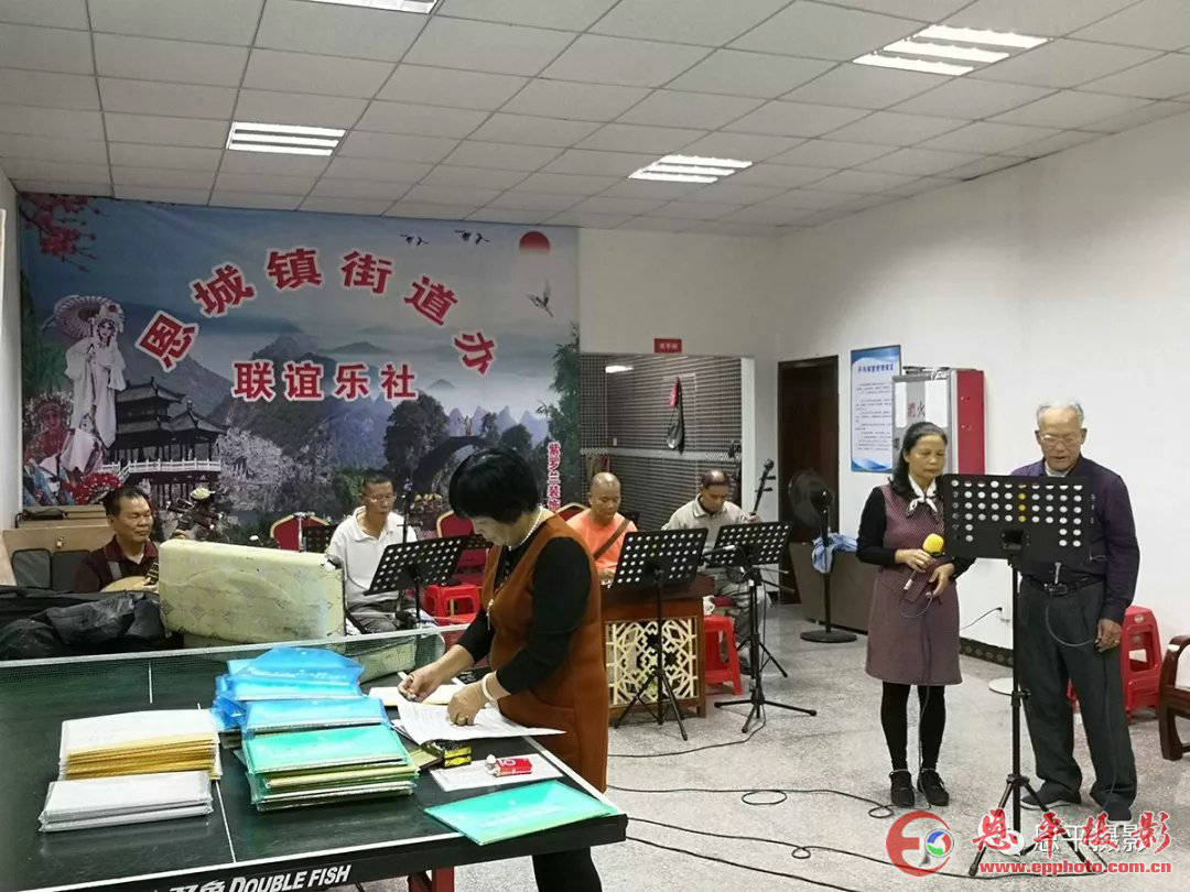 庆祝人民政协70周年书画摄影展览开幕式成功举办(图39) 庆祝人民政协70周年书画摄影展览开幕式成功举办(图39)