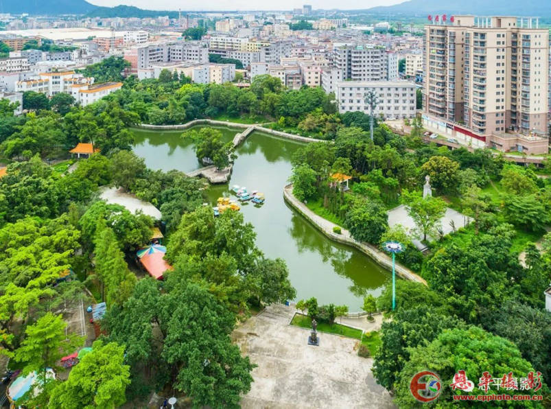 庆祝人民政协70周年书画摄影展览开幕式成功举办(图42) 庆祝人民政协70周年书画摄影展览开幕式成功举办(图42)