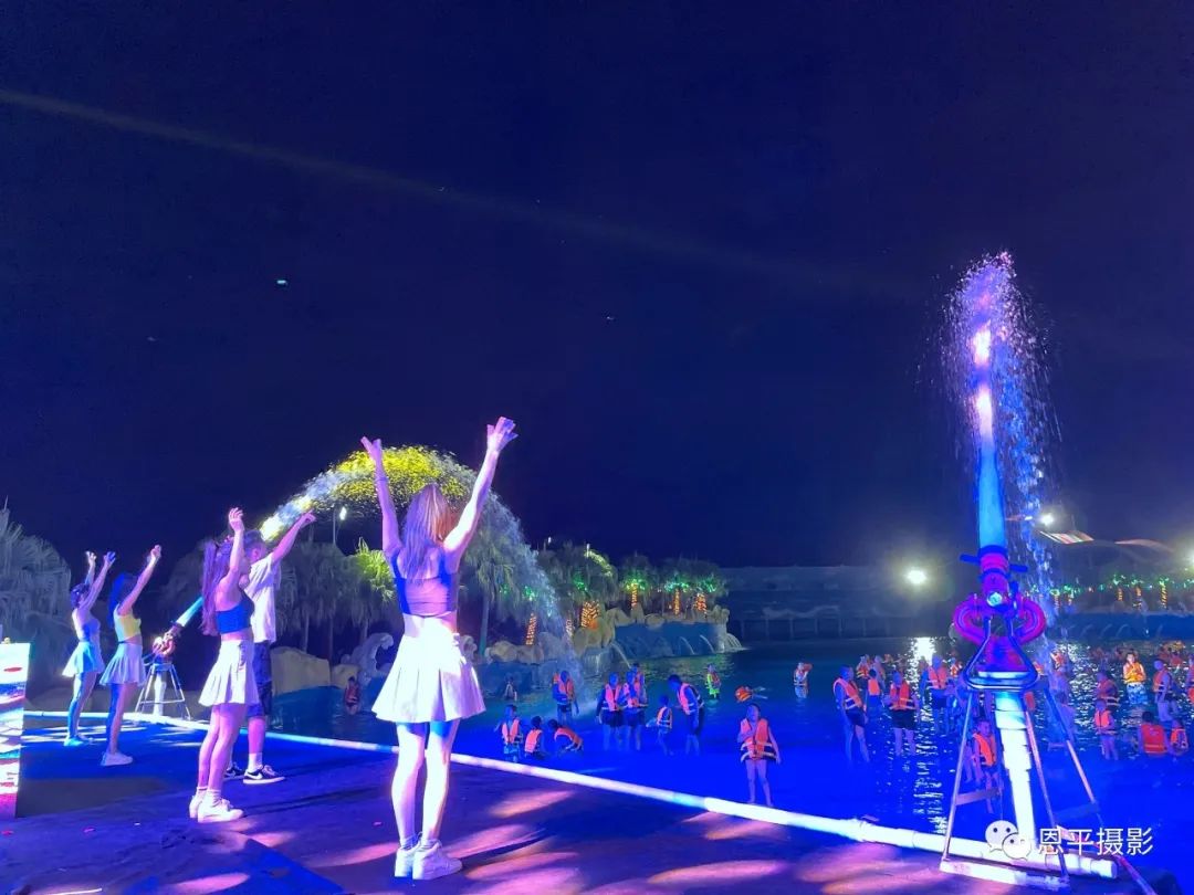 恩平摄协用光影记录花海欢乐世界五彩缤纷之夜(图12) 图片